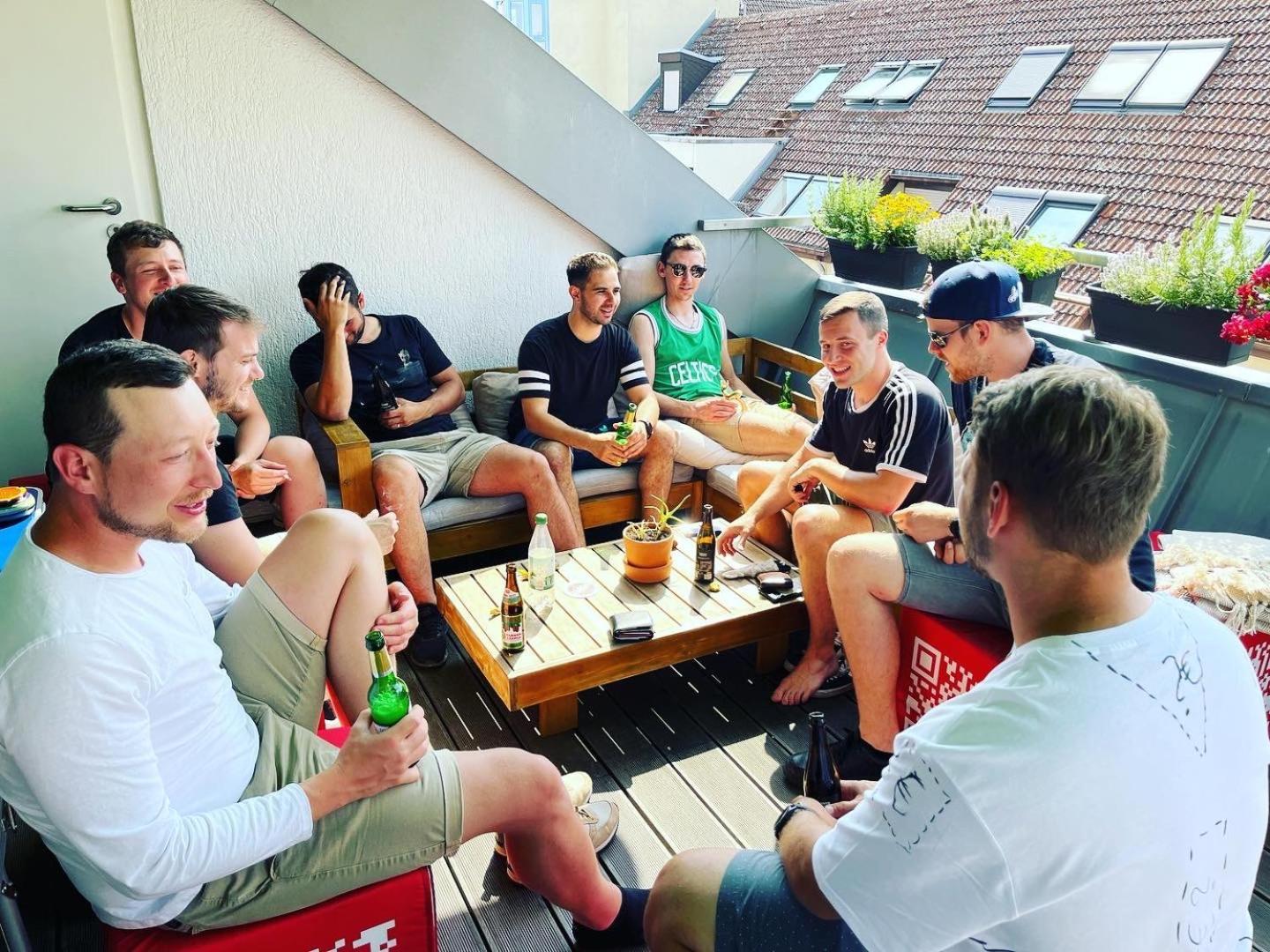 Hostel MHG Extérieur photo The team of the German national team at the 2018 Tour de France